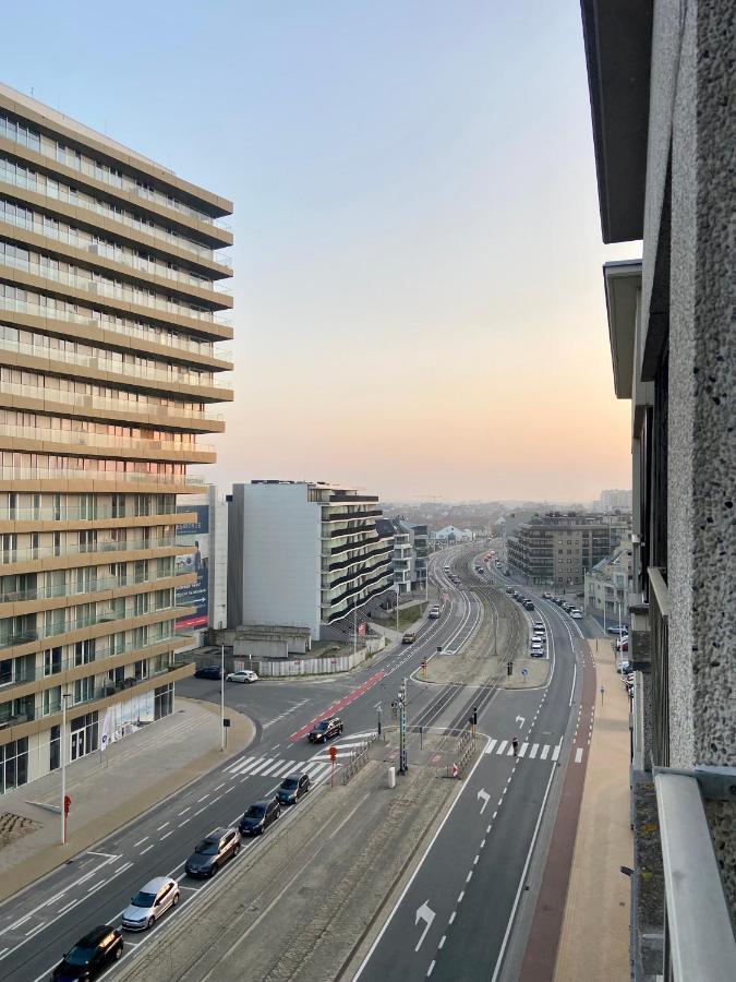 Moderne Studio Aan Zee Apartamento Ostende Exterior foto